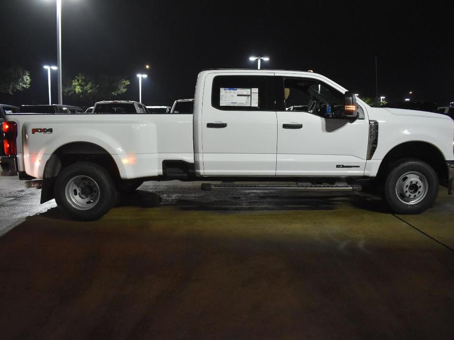 new 2024 Ford F-350 car, priced at $65,925