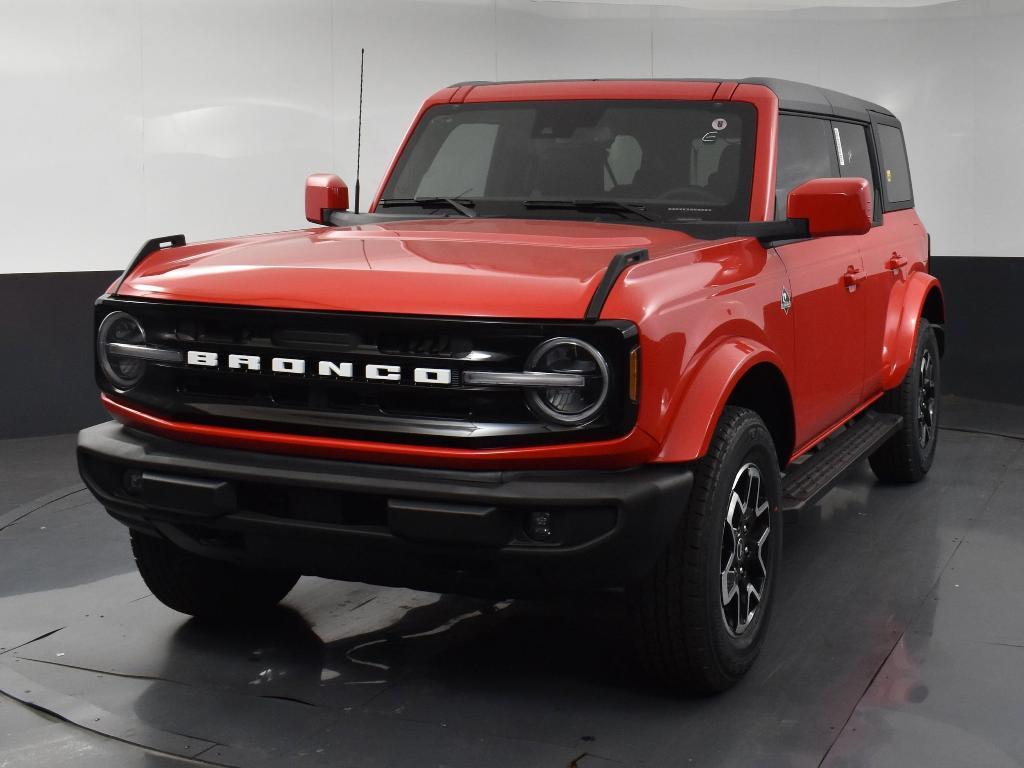 new 2024 Ford Bronco car, priced at $47,615