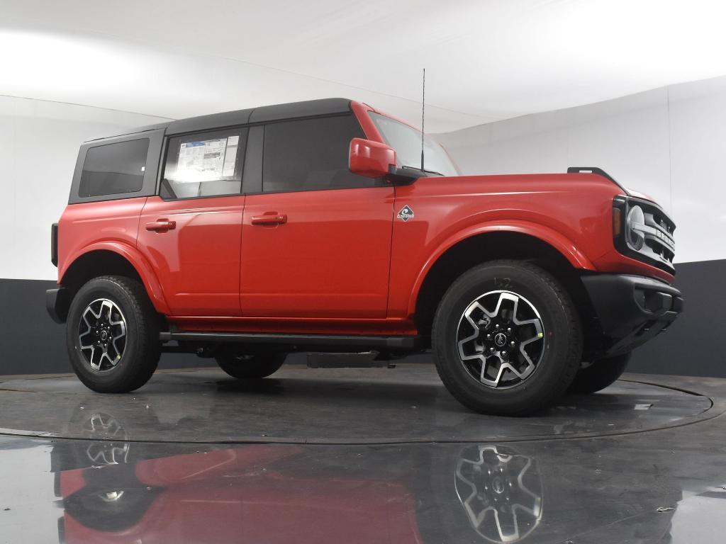 new 2024 Ford Bronco car, priced at $47,615