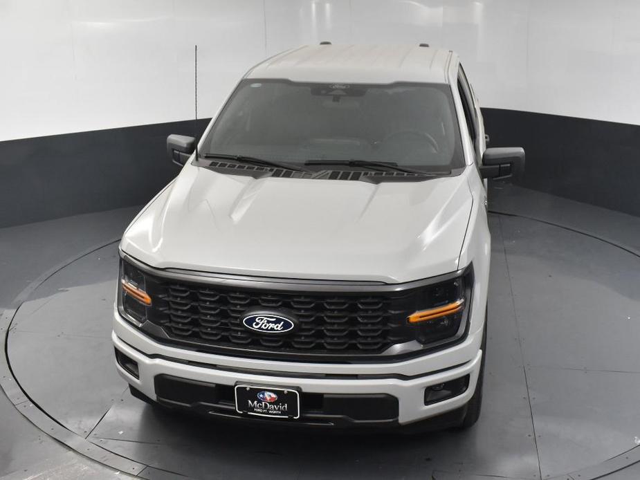 new 2024 Ford F-150 car, priced at $40,330