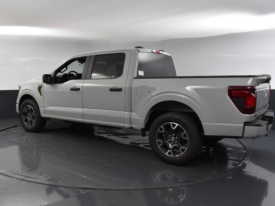 new 2024 Ford F-150 car, priced at $40,330