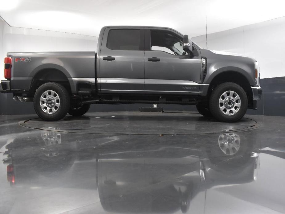 new 2024 Ford F-250 car, priced at $62,585