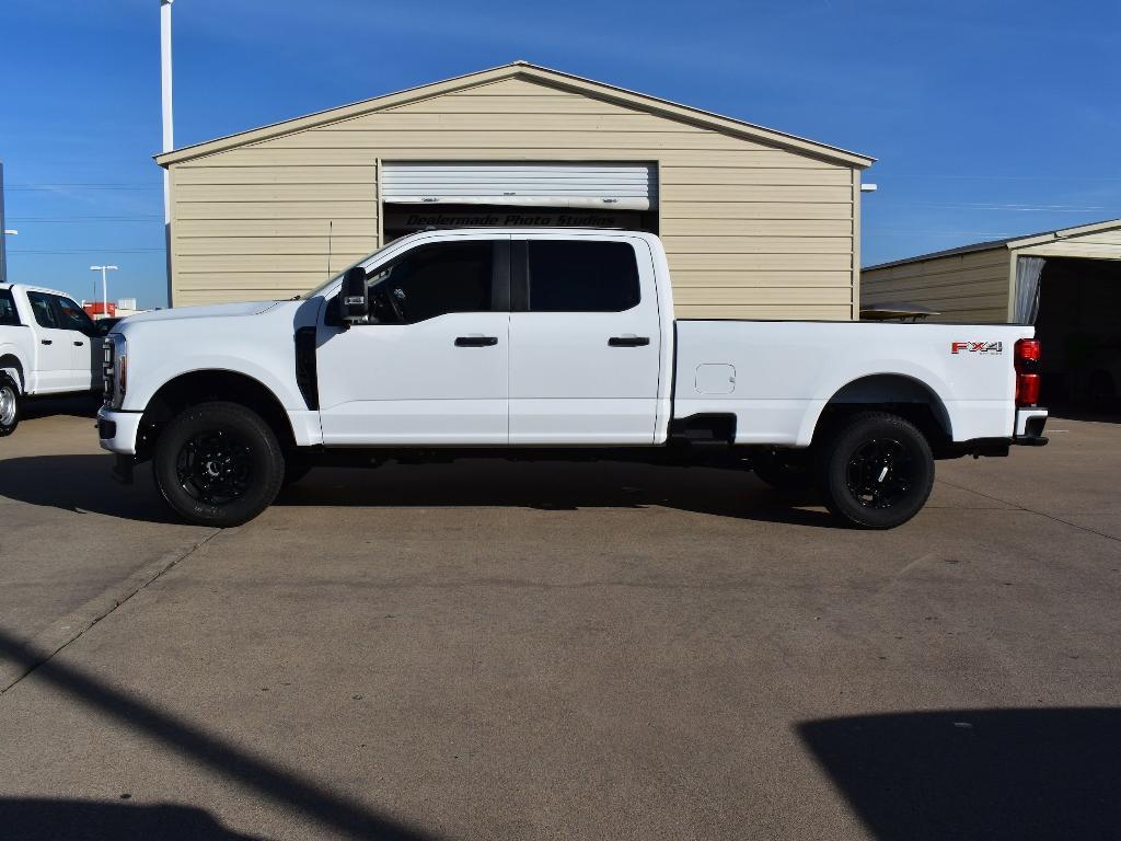 new 2024 Ford F-250 car, priced at $52,640