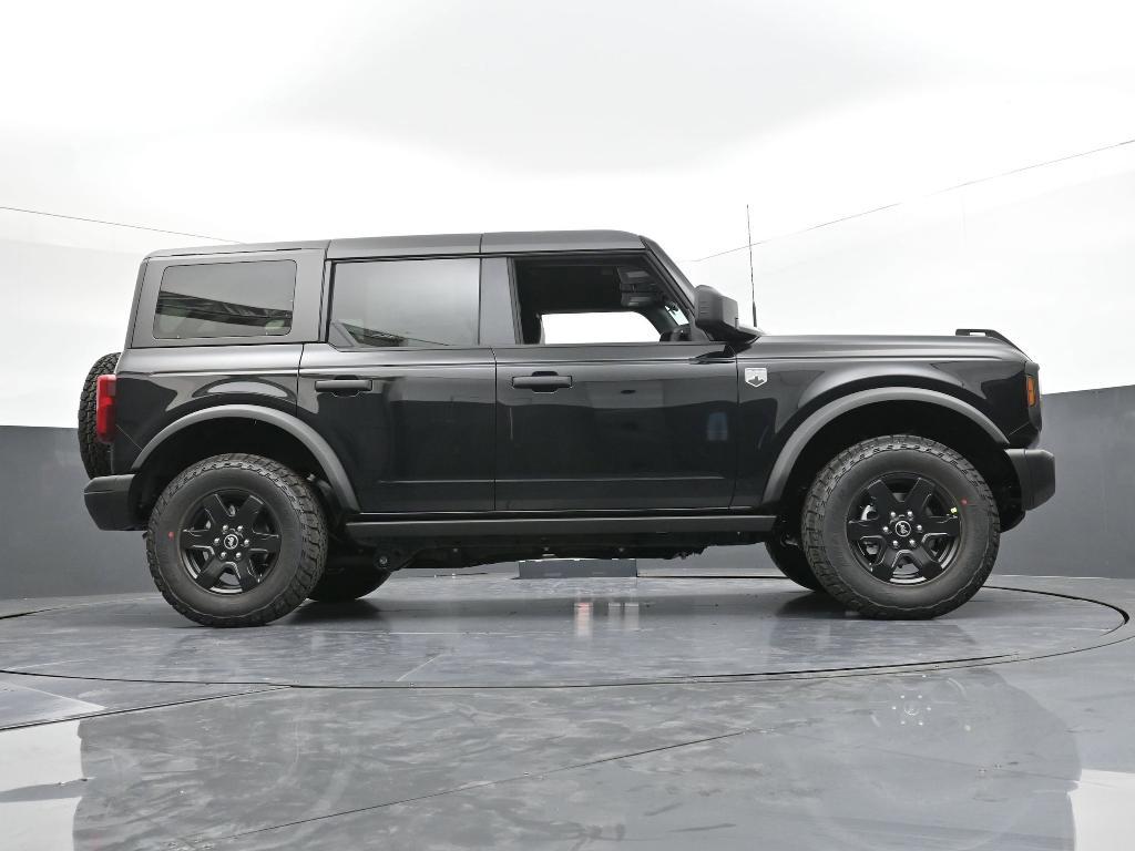 new 2025 Ford Bronco car, priced at $52,960