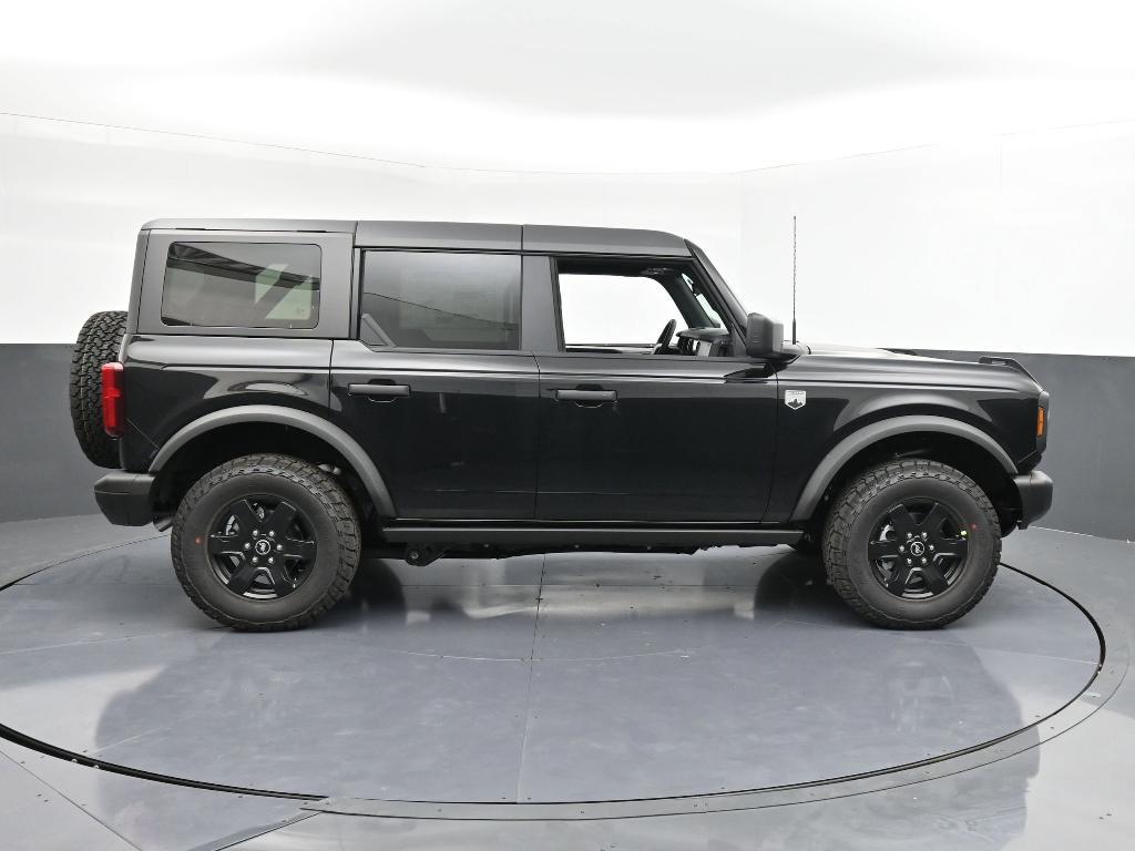 new 2025 Ford Bronco car, priced at $52,960
