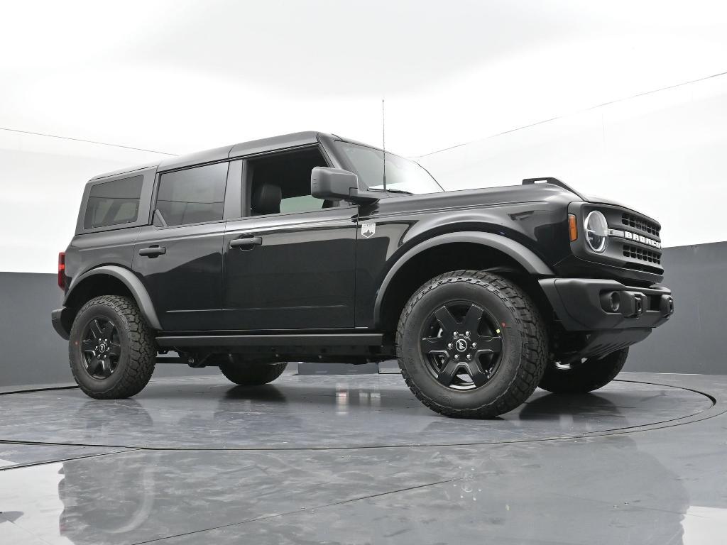 new 2025 Ford Bronco car, priced at $52,960