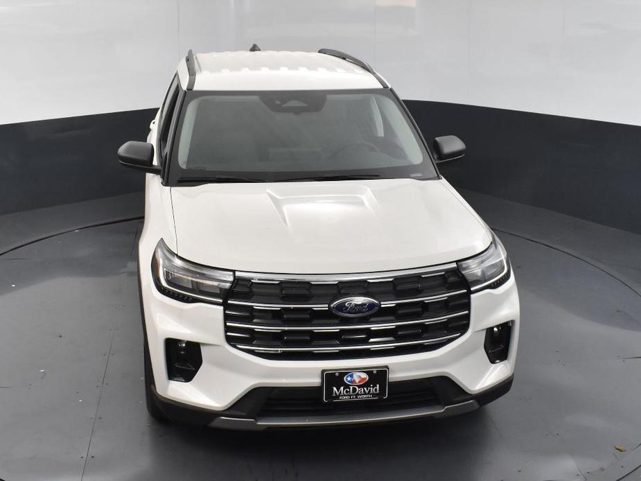 new 2025 Ford Explorer car, priced at $40,225