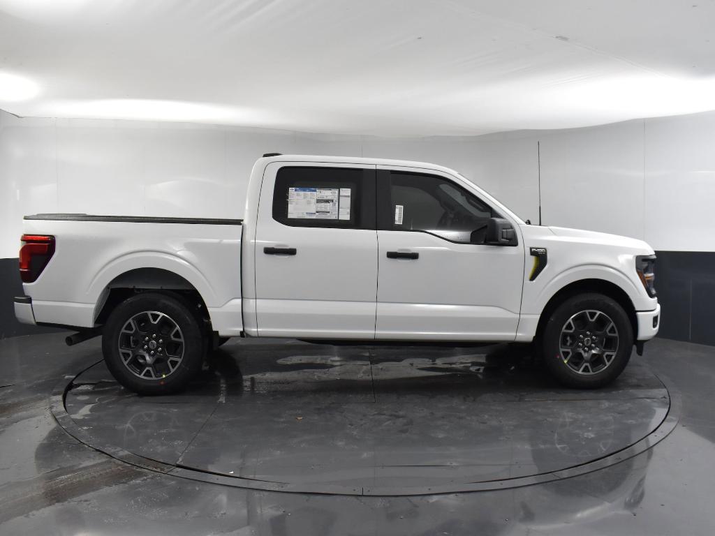 new 2024 Ford F-150 car, priced at $40,590