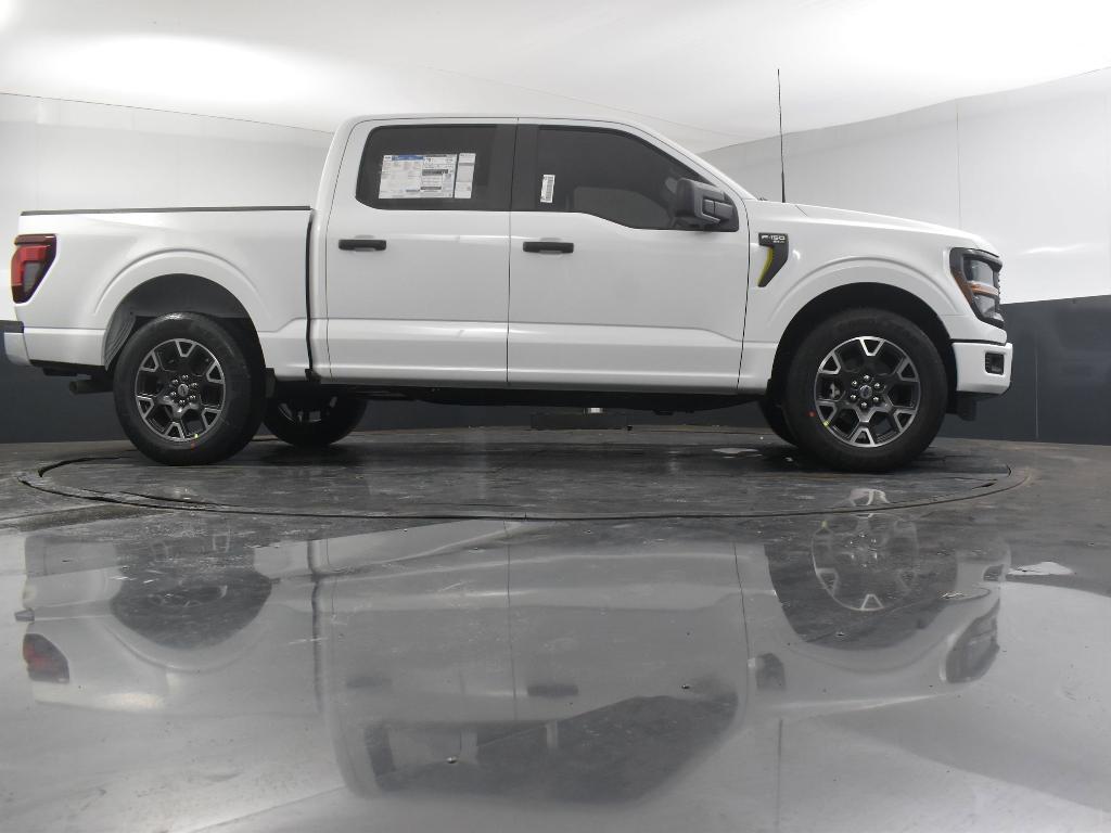 new 2024 Ford F-150 car, priced at $40,590