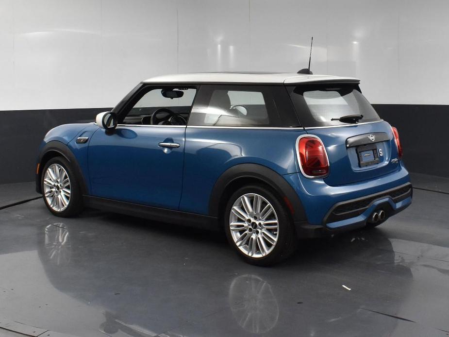 used 2022 MINI Hardtop car, priced at $25,994