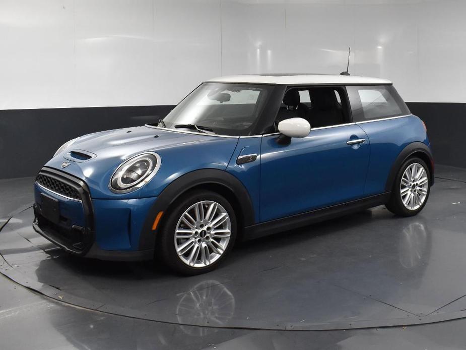 used 2022 MINI Hardtop car, priced at $25,994