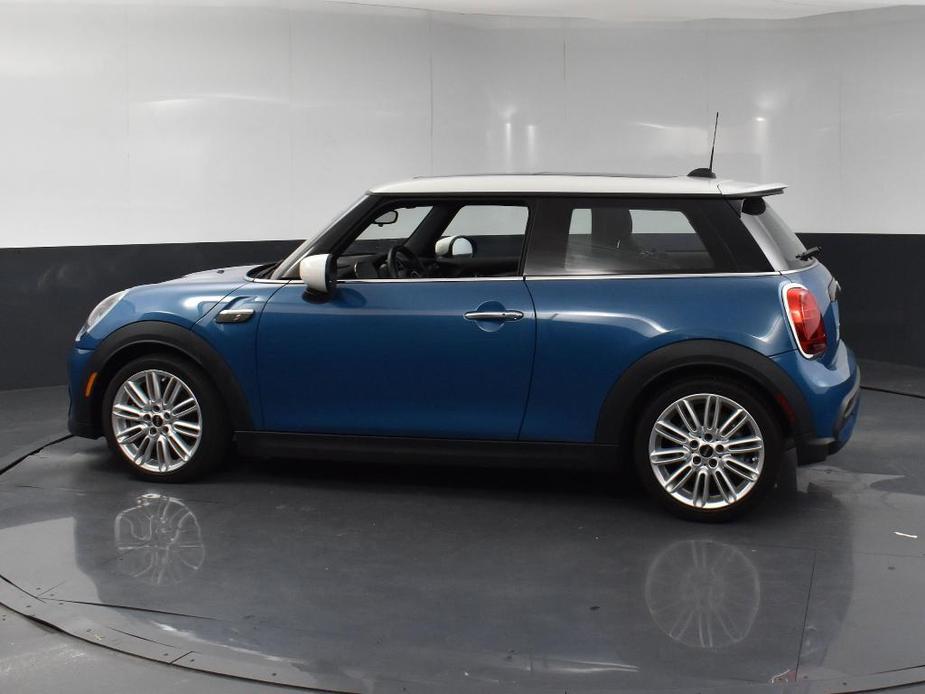 used 2022 MINI Hardtop car, priced at $25,994