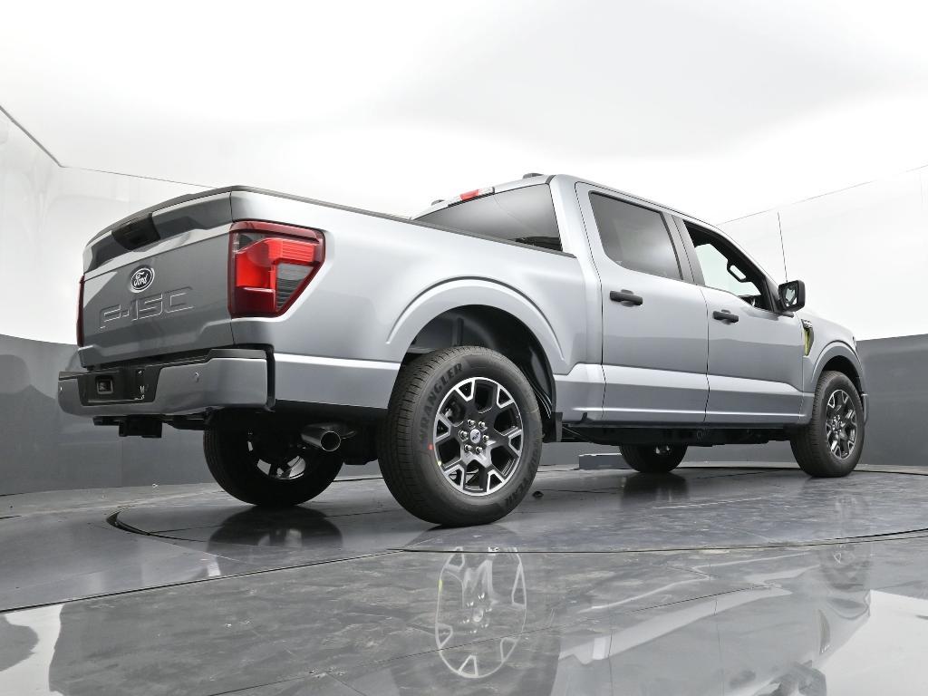 new 2025 Ford F-150 car, priced at $41,656