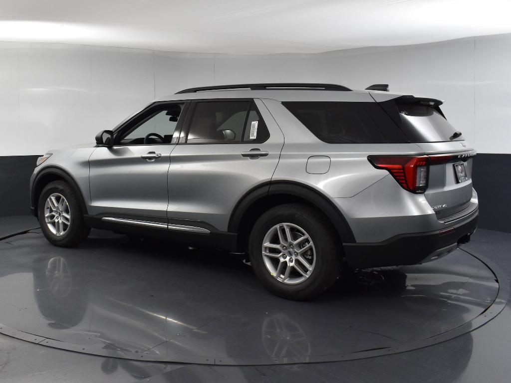 new 2025 Ford Explorer car, priced at $39,710