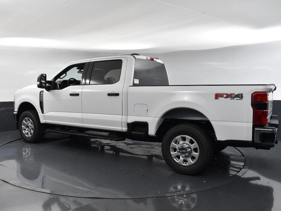 new 2024 Ford F-250 car, priced at $58,762