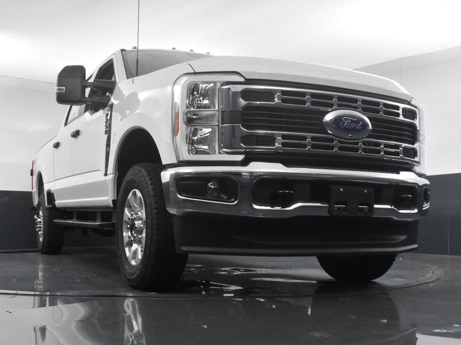 new 2024 Ford F-250 car, priced at $58,762