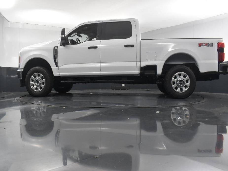 new 2024 Ford F-250 car, priced at $58,762