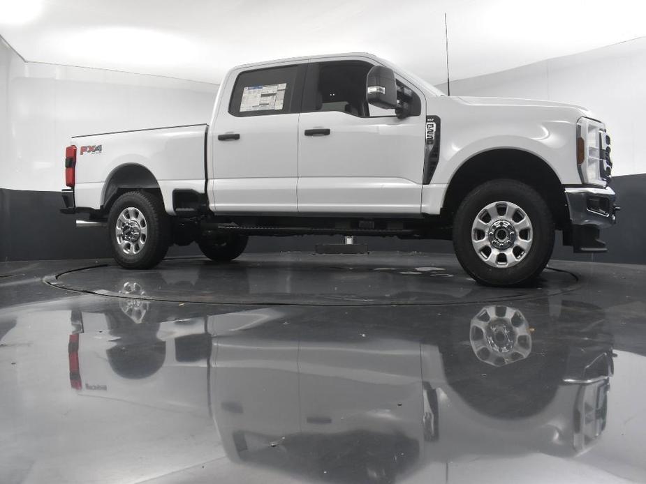 new 2024 Ford F-250 car, priced at $58,762