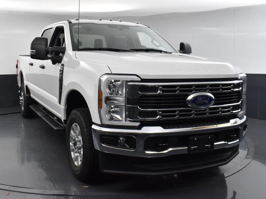 new 2024 Ford F-250 car, priced at $58,762