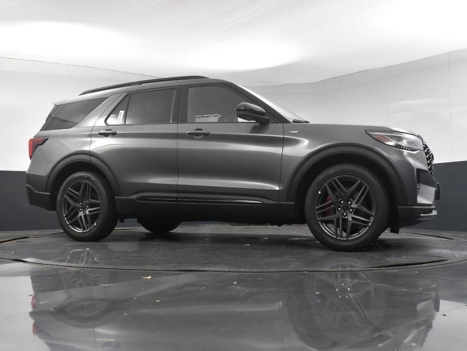 new 2025 Ford Explorer car, priced at $44,845