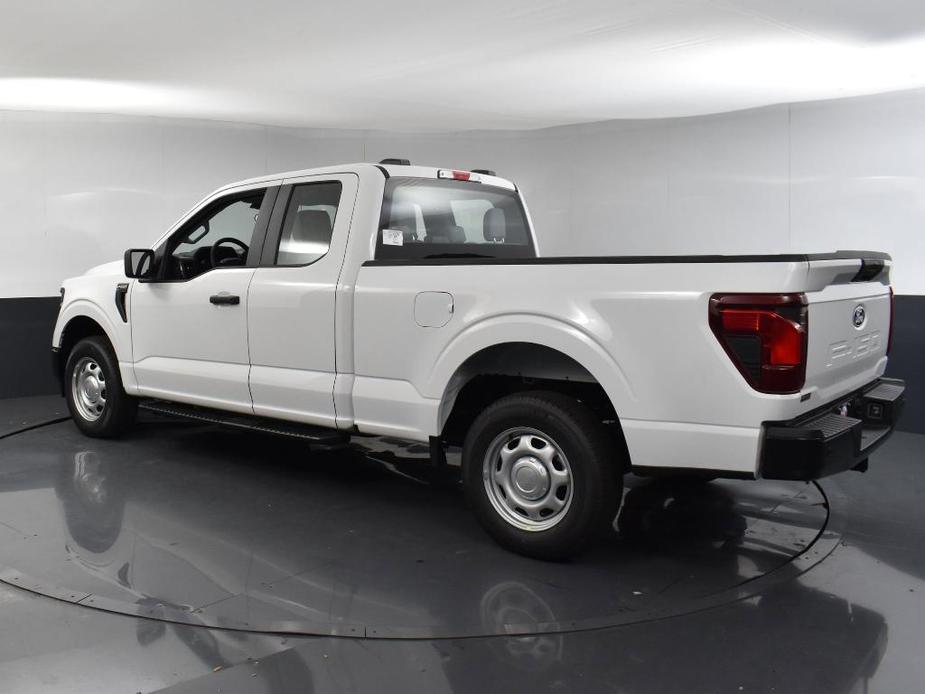 new 2024 Ford F-150 car, priced at $37,380