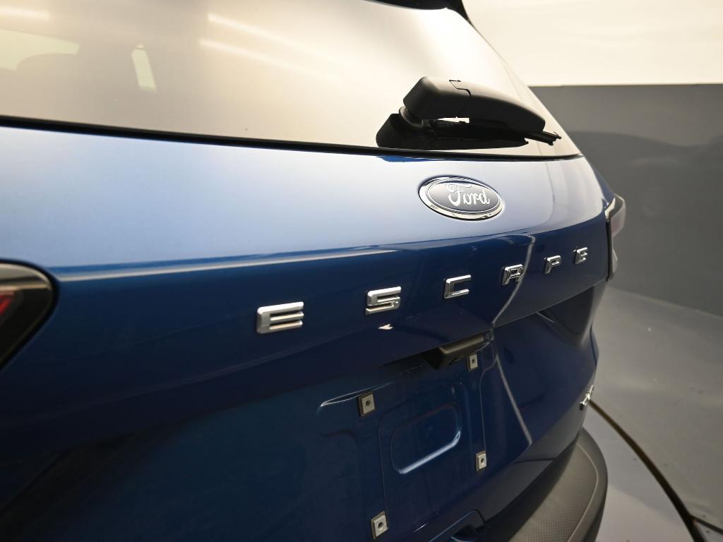 used 2022 Ford Escape car, priced at $22,994