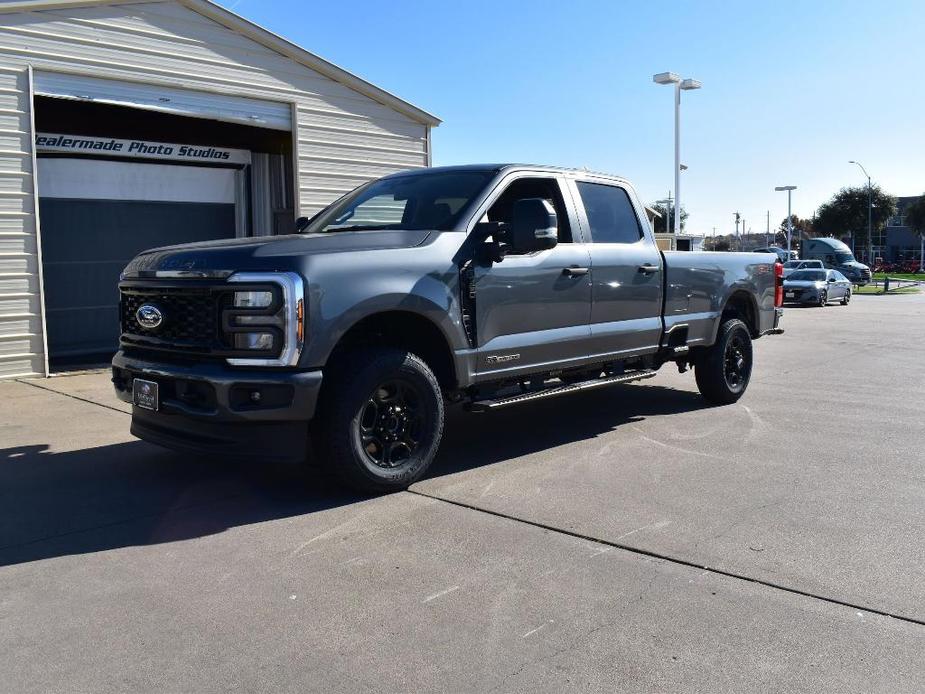 new 2024 Ford F-350 car, priced at $63,955