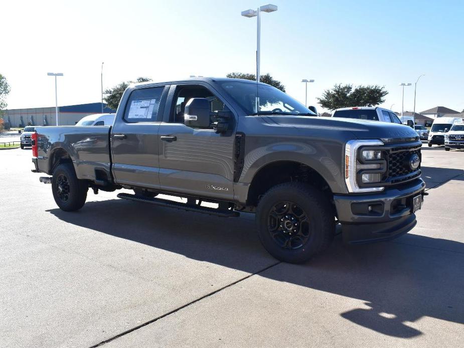 new 2024 Ford F-350 car, priced at $63,955