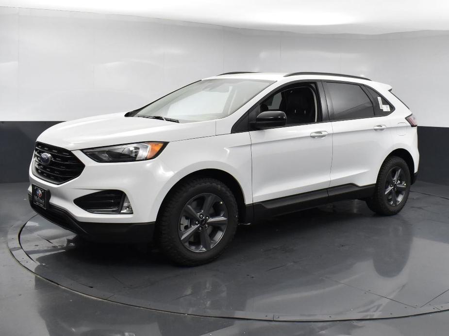 new 2024 Ford Edge car, priced at $32,205