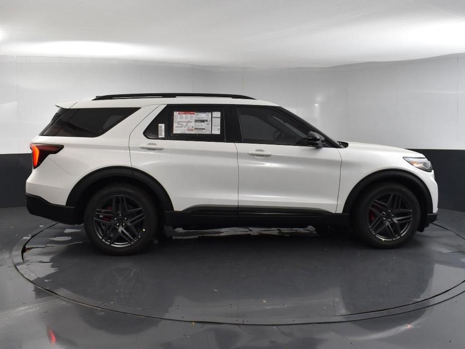 new 2025 Ford Explorer car, priced at $56,590