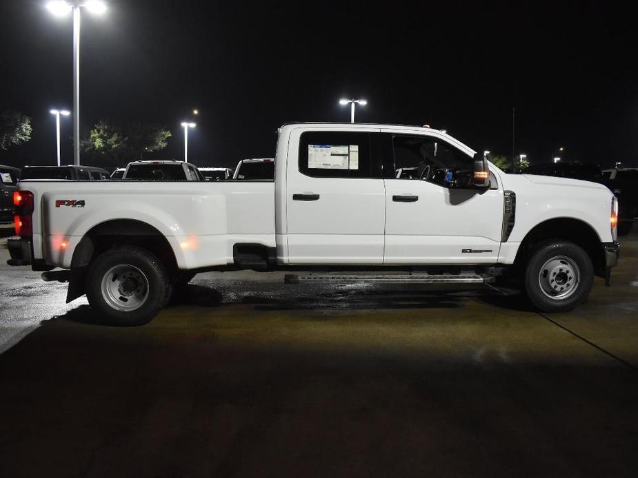 new 2024 Ford F-350 car, priced at $65,925