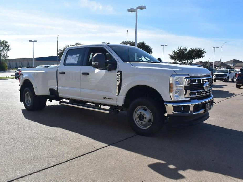 new 2024 Ford F-350 car, priced at $65,925