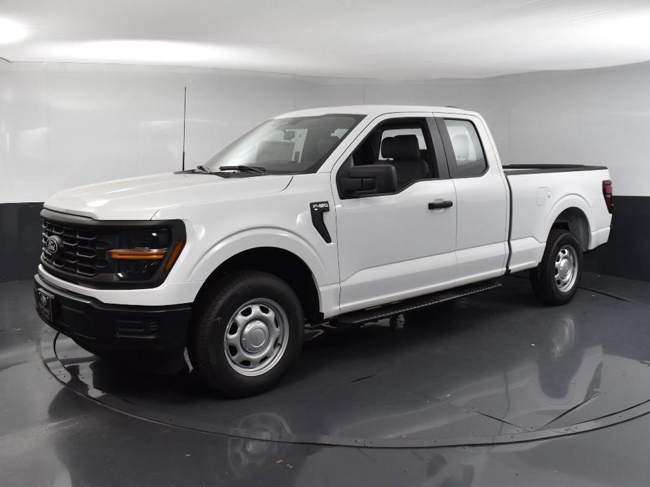 new 2024 Ford F-150 car, priced at $37,380