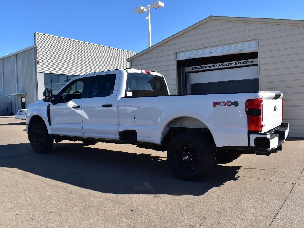 new 2024 Ford F-250 car, priced at $52,640