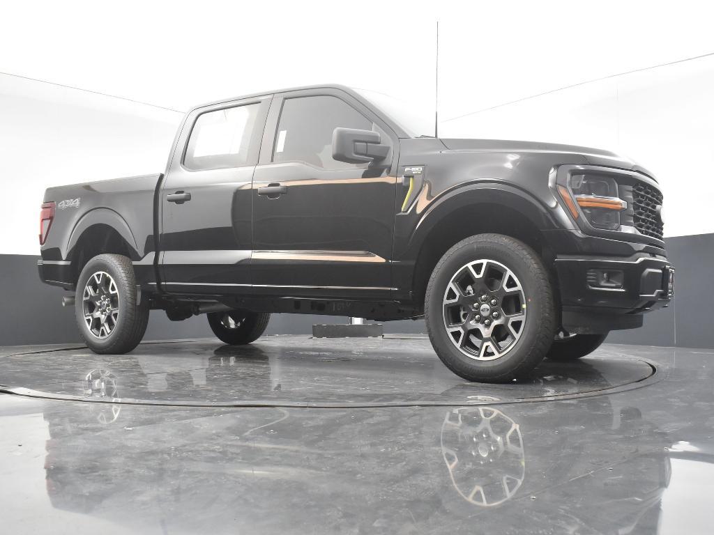 new 2025 Ford F-150 car, priced at $54,320