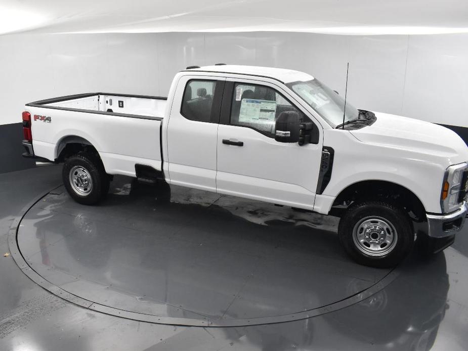 new 2024 Ford F-250 car, priced at $48,630