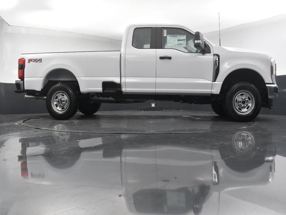 new 2024 Ford F-250 car, priced at $48,630