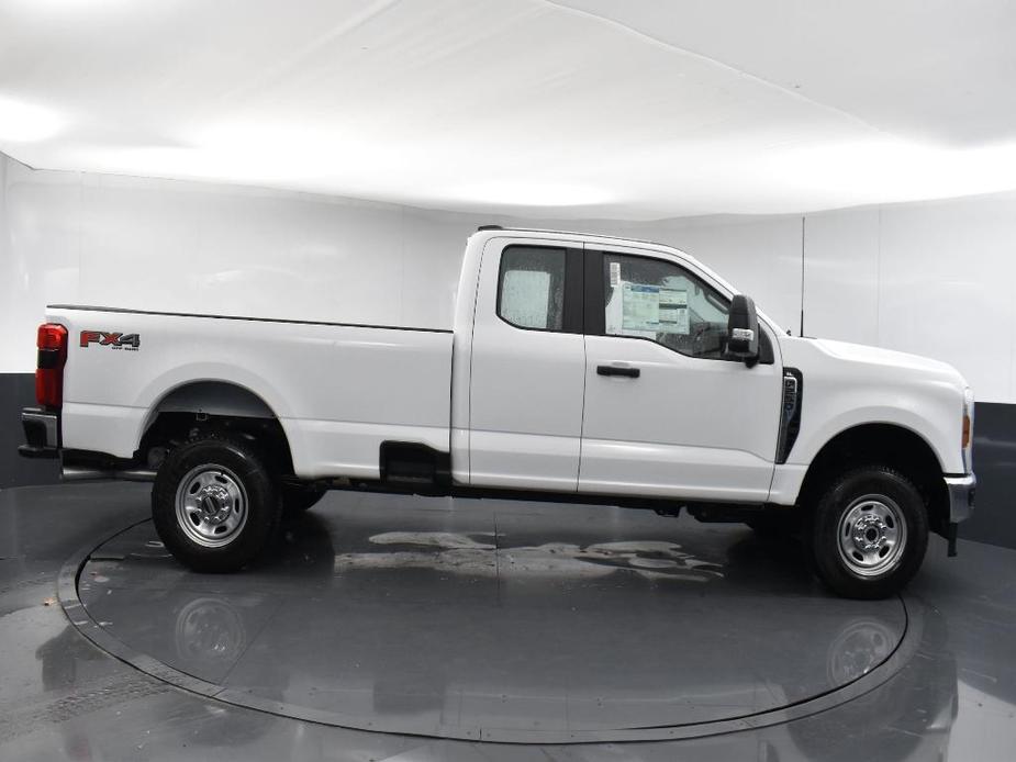 new 2024 Ford F-250 car, priced at $48,630