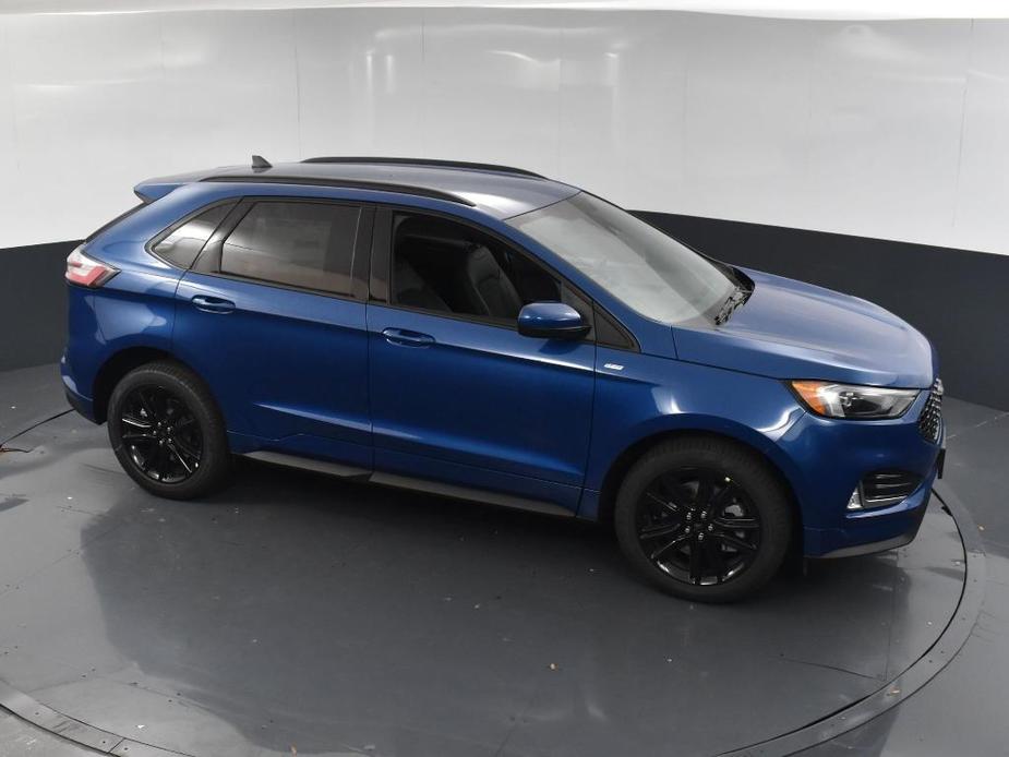 new 2024 Ford Edge car, priced at $34,680