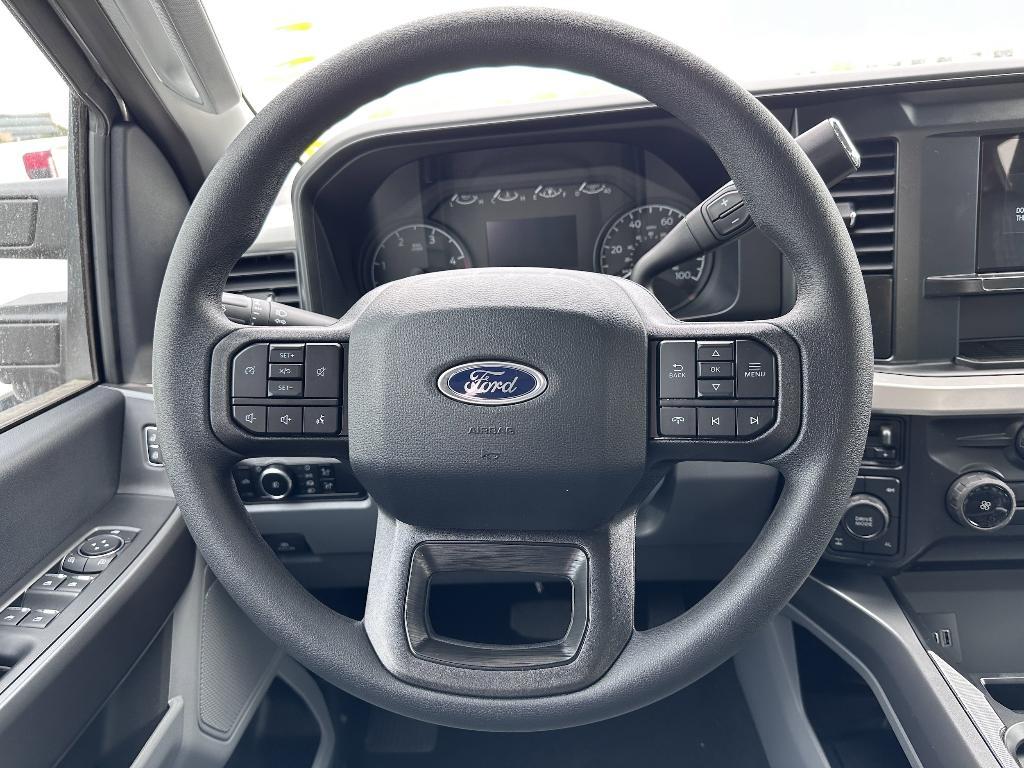 new 2025 Ford F-250 car, priced at $72,890