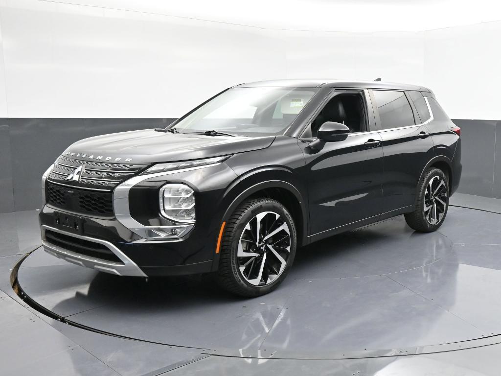 used 2022 Mitsubishi Outlander car, priced at $19,994