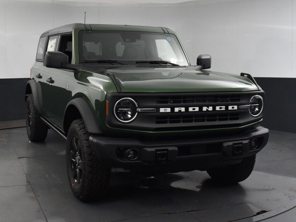 new 2024 Ford Bronco car, priced at $48,735