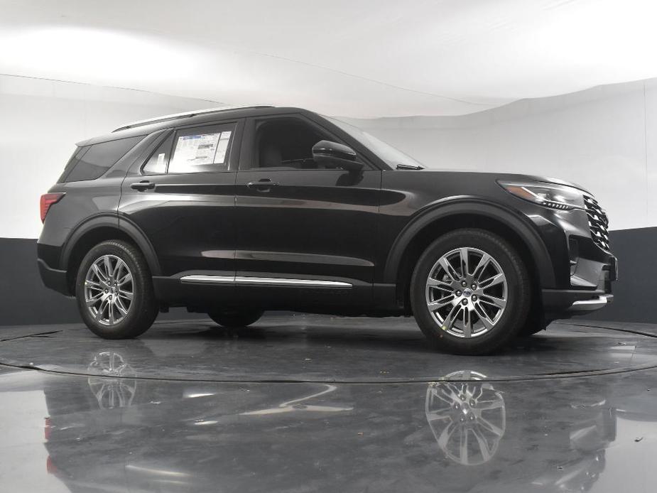 new 2025 Ford Explorer car, priced at $48,350