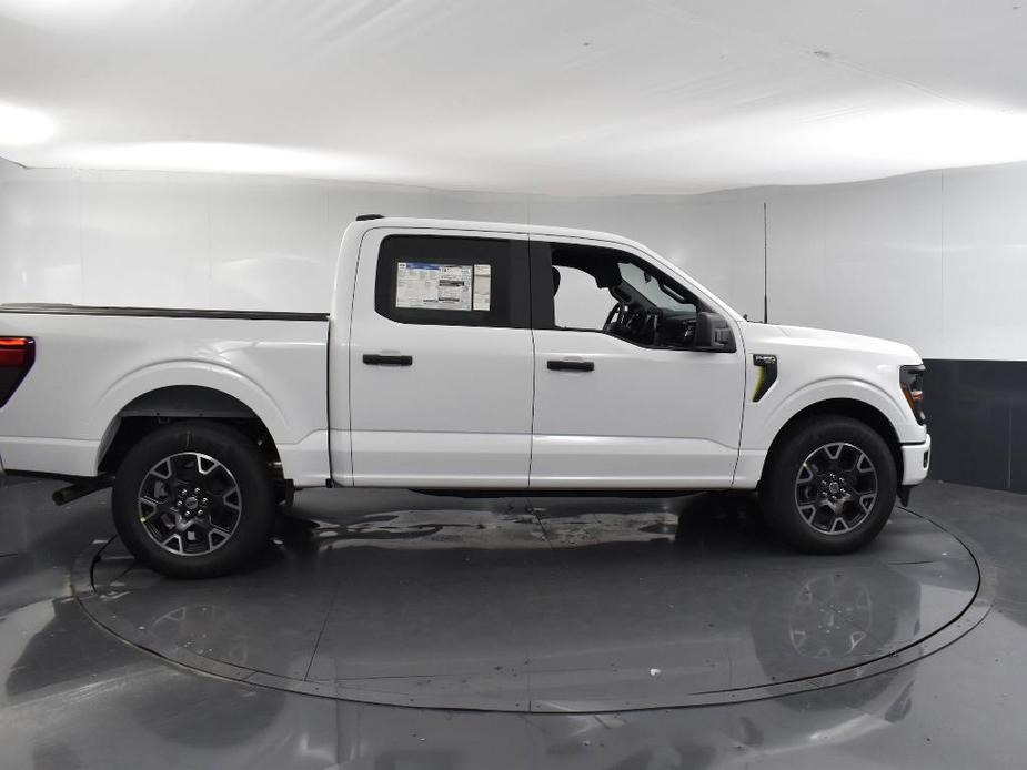 new 2024 Ford F-150 car, priced at $42,090