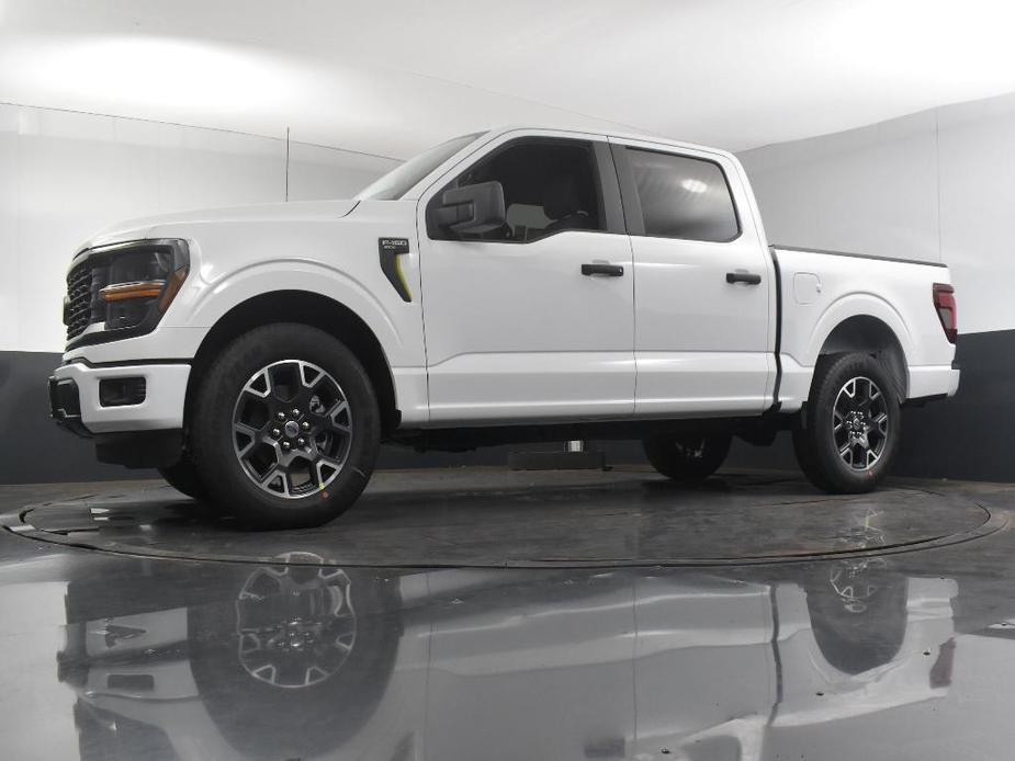 new 2024 Ford F-150 car, priced at $42,090