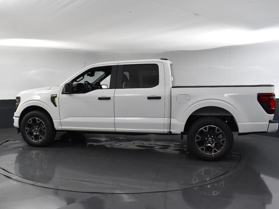 new 2024 Ford F-150 car, priced at $42,090