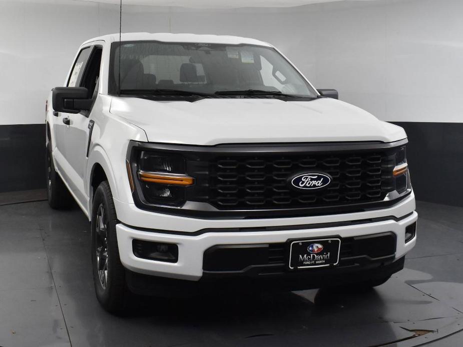 new 2024 Ford F-150 car, priced at $42,090