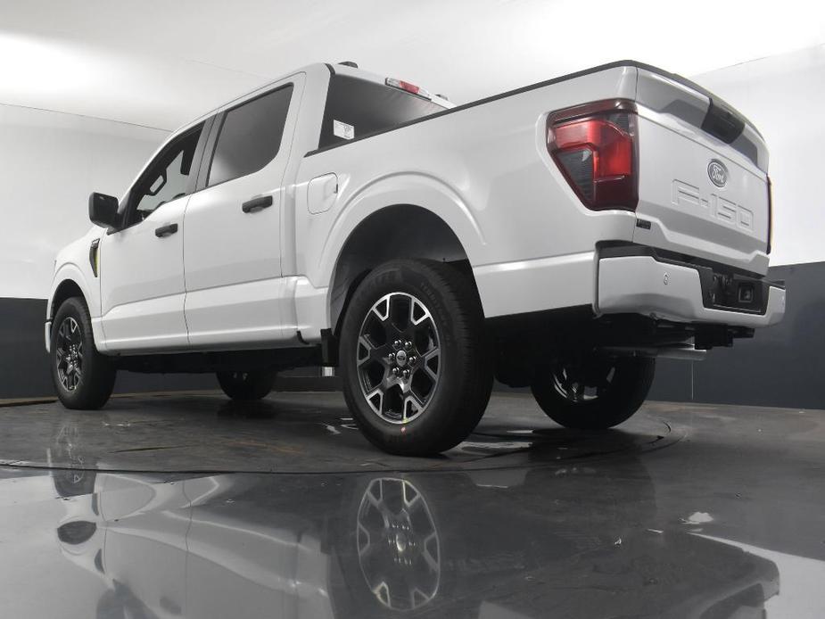 new 2024 Ford F-150 car, priced at $42,090