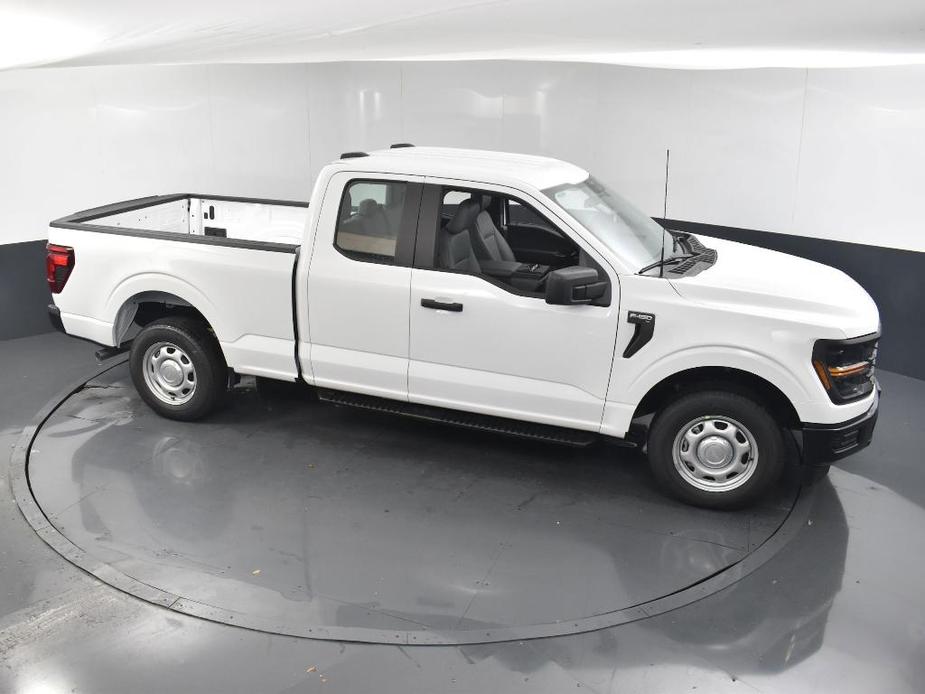 new 2024 Ford F-150 car, priced at $37,380