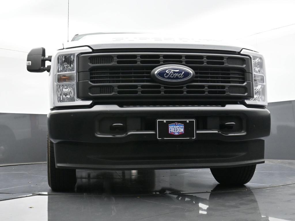 new 2025 Ford F-250 car, priced at $66,505